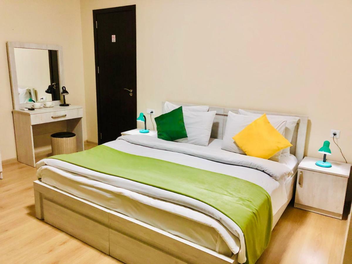 Holiday House Green Cape Batumi Hotel ชูวาเนคอนต์สกี ภายนอก รูปภาพ